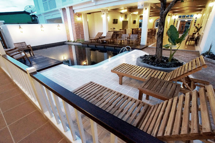 Imagen de la habitación del Hotel Baan Pimpisa Bangsaray. Foto 8