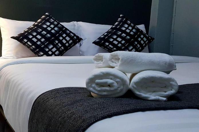 Imagen de la habitación del Hotel Baan Pinklao. Foto 6