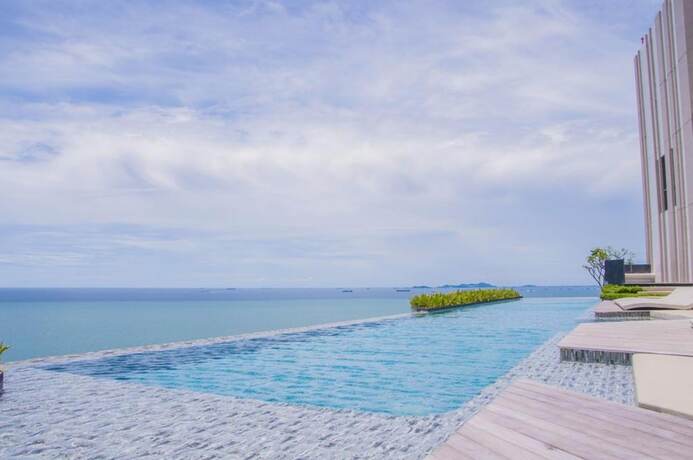 Imagen general del Hotel Baan Plai Haad Beachfront Condominium. Foto 4