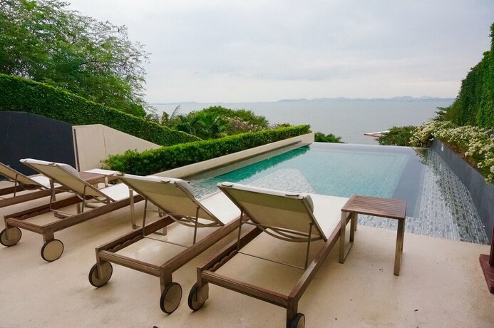 Imagen general del Hotel Baan Plai Haad Beachfront Condominium. Foto 5