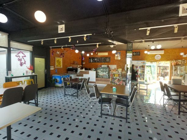 Imagen del bar/restaurante del Hotel Baan Plaifah Khao Yai, Pak Chong. Foto 8