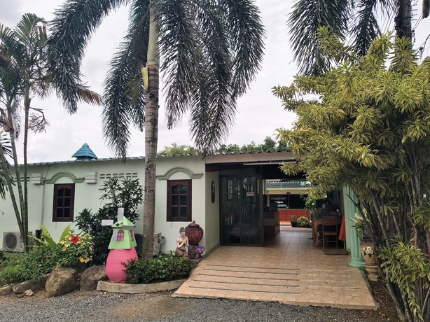 Imagen de los exteriores del Hotel Baan Plubpla Resort. Foto 14