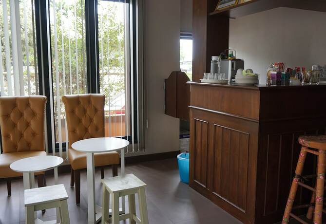 Imagen general del Hotel Baan Plubthong. Foto 4