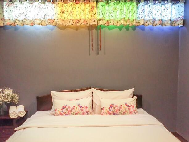 Imagen de la habitación del Hotel Baan Plubthong. Foto 17