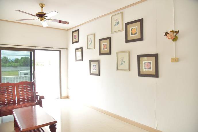 Imagen de la habitación del Hotel Baan P'mike Resort Pranburi. Foto 13