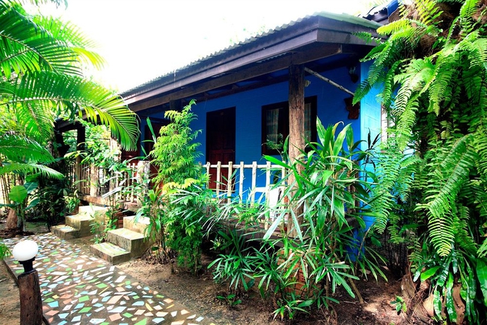 Imagen de los exteriores del Hotel Baan Po Ngam Resort. Foto 13