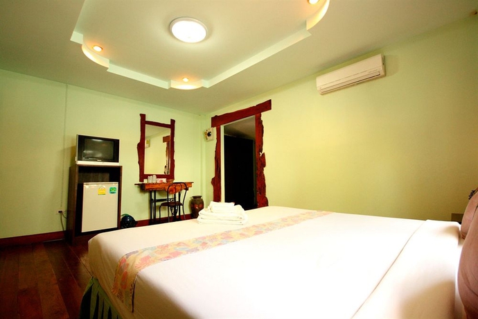 Imagen de la habitación del Hotel Baan Po Ngam Resort. Foto 8