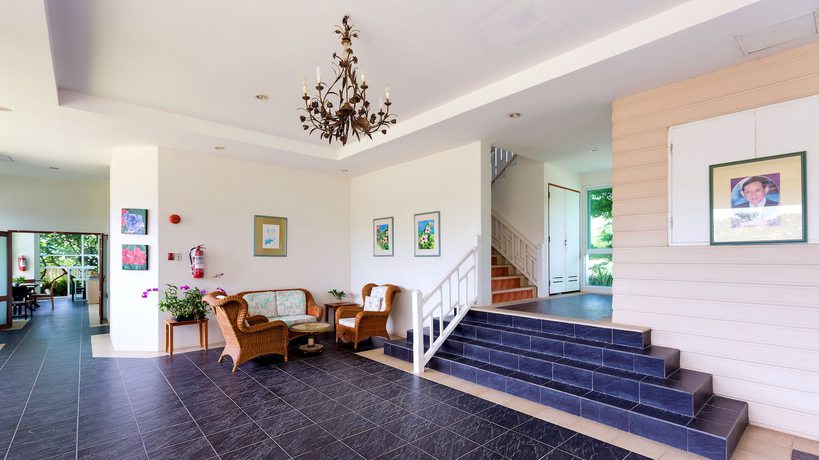 Imagen de los interiores del Hotel Baan Poolom Beachfront Condominium. Foto 20