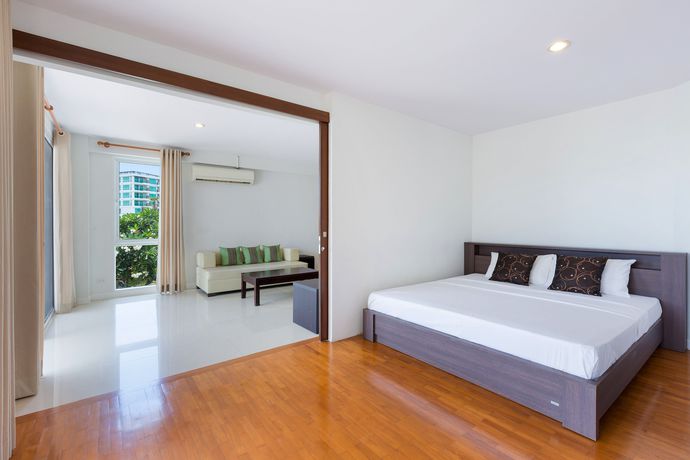 Imagen de la habitación del Hotel Baan Poolom Beachfront Condominium. Foto 4