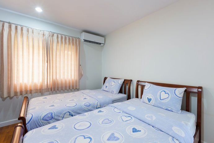 Imagen de la habitación del Hotel Baan Poolom Beachfront Condominium. Foto 6