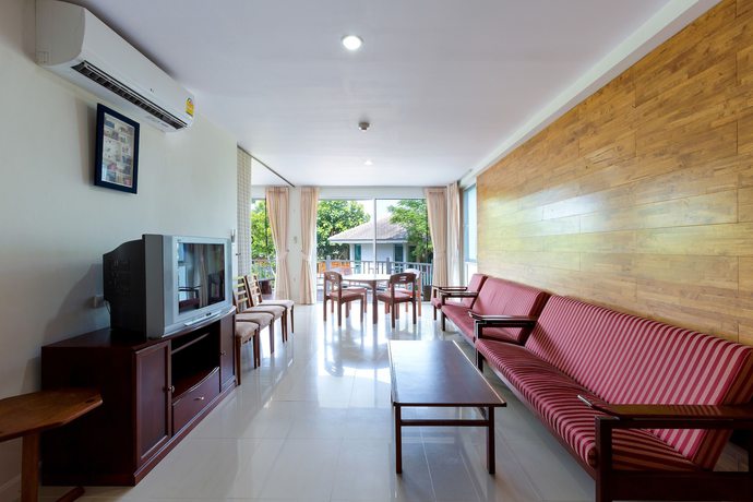 Imagen de la habitación del Hotel Baan Poolom Beachfront Condominium. Foto 9