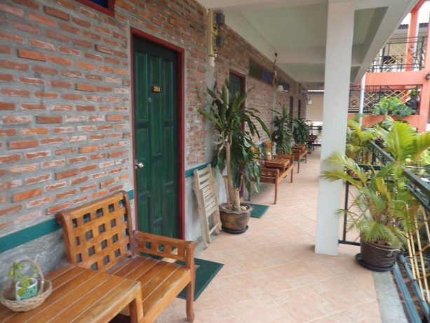 Imagen de los exteriores del Hotel Baan Por Jai. Foto 13