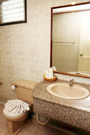 Imagen de la habitación del Hotel Baan Pron Phateep. Foto 9