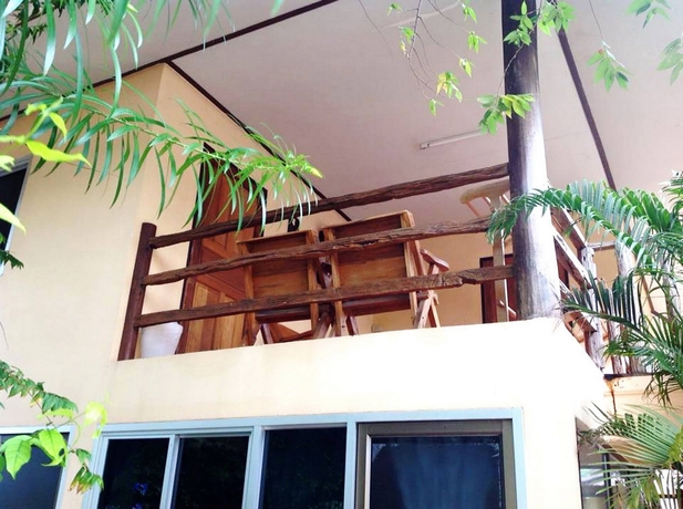 Imagen de los exteriores del Hotel Baan Pun Sook. Foto 16