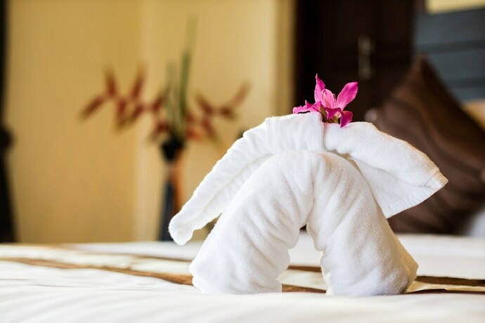 Imagen de la habitación del Hotel Baan Puteri Lanta Villa. Foto 14