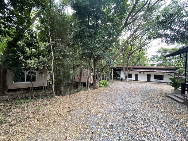 Imagen de los exteriores del Hotel Baan Rai Somkiat Homestay. Foto 18