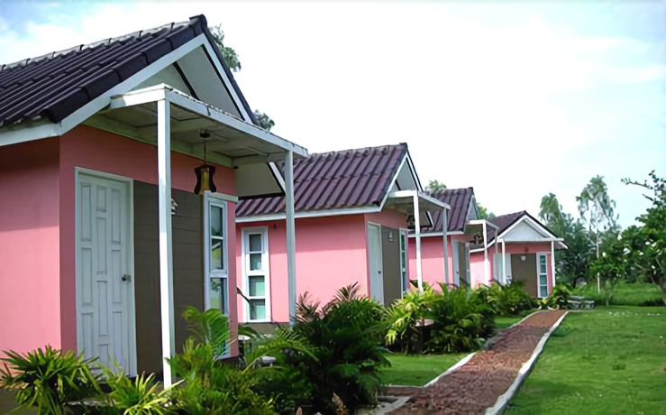 Imagen de la habitación del Hotel Baan Rim Klong Resort. Foto 9
