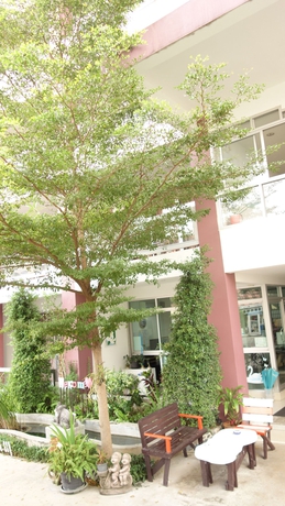 Imagen de los exteriores del Hotel Baan Sabai Rama Iv, Bangkok. Foto 10