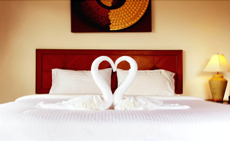 Imagen de la habitación del Hotel Baan Sailom Resort. Foto 4