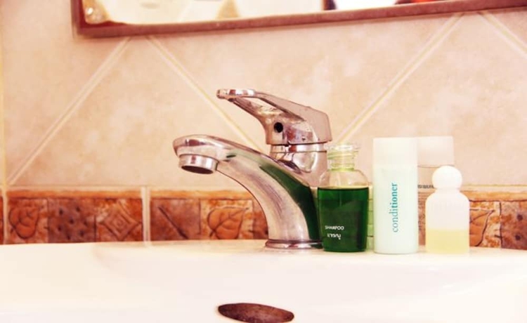 Imagen de la habitación del Hotel Baan Sailom Resort. Foto 7