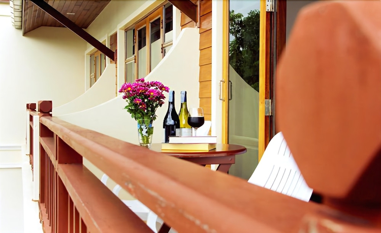 Imagen de la habitación del Hotel Baan Sailom Resort. Foto 13