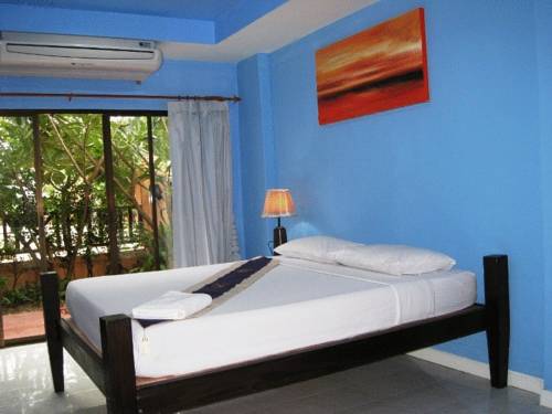 Imagen de la habitación del Hotel Baan Sang Chan. Foto 5