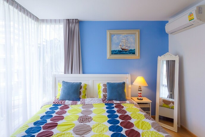 Imagen de la habitación del Hotel Baan Sankraam Beachfront Condominium. Foto 26