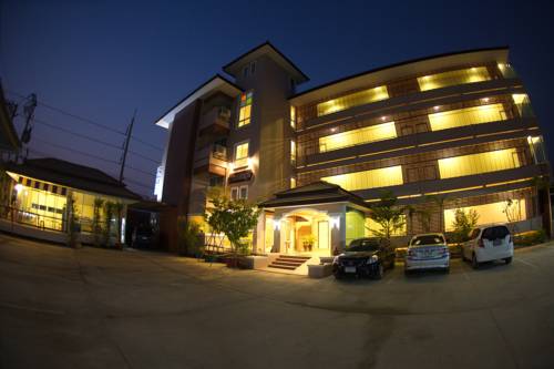Imagen de la habitación del Hotel Baan Sanpoom. Foto 2