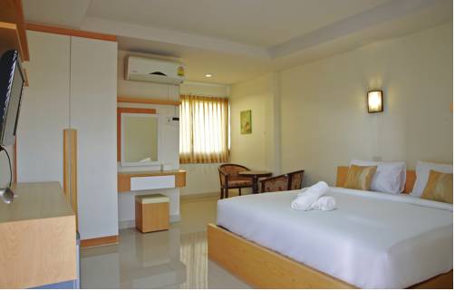 Imagen de la habitación del Hotel Baan Sanpoom. Foto 3
