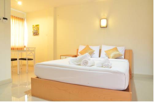Imagen de la habitación del Hotel Baan Sanpoom. Foto 9