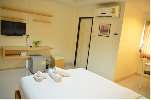 Imagen de la habitación del Hotel Baan Sanpoom. Foto 12