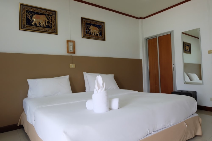 Imagen de la habitación del Hotel Baan Saui Resort. Foto 4