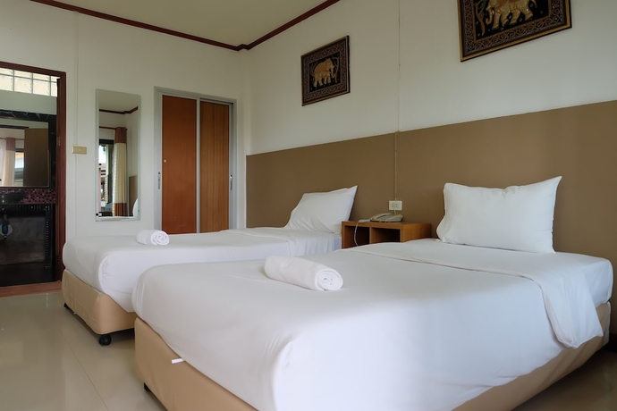 Imagen de la habitación del Hotel Baan Saui Resort. Foto 6
