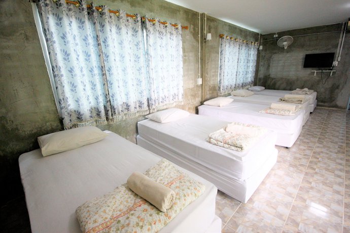 Imagen del bar/restaurante del Hotel Baan Sila. Foto 4