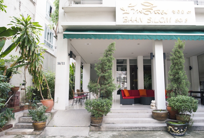 Imagen de los exteriores del Hotel Baan Silom Soi 3. Foto 11