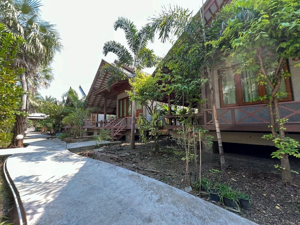Imagen de la habitación del Hotel Baan Siriporn Resort. Foto 5