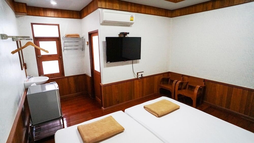 Imagen de la habitación del Hotel Baan Siriporn Resort. Foto 7