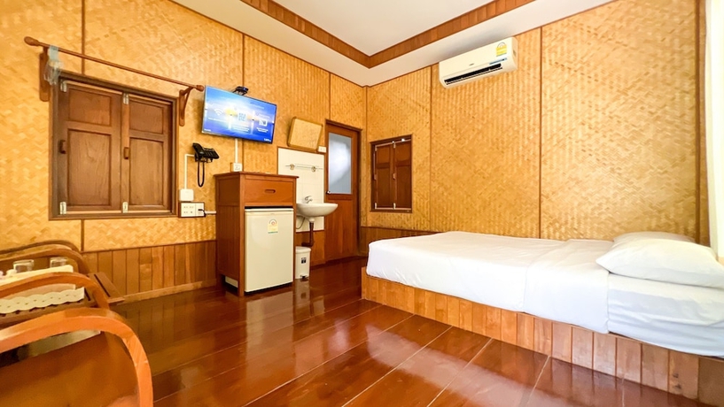 Imagen de la habitación del Hotel Baan Siriporn Resort. Foto 8