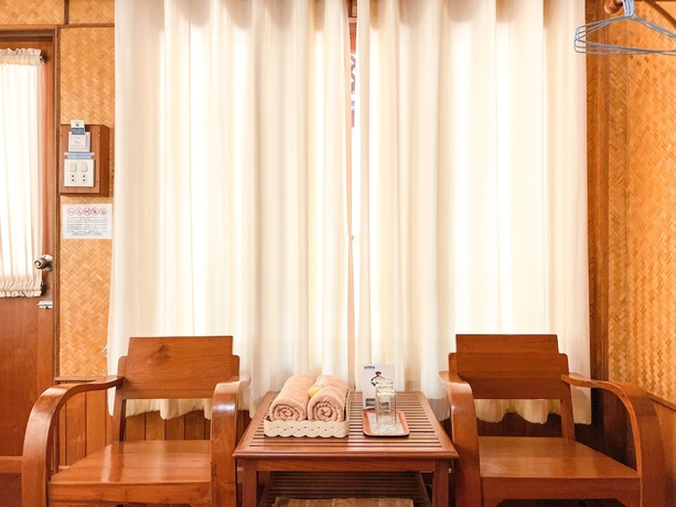 Imagen de la habitación del Hotel Baan Siriporn Resort. Foto 9