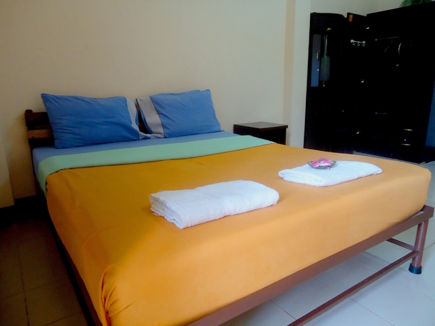Imagen de la habitación del Hotel Baan Somtawin. Foto 4