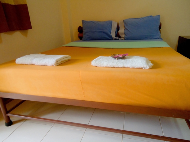Imagen de la habitación del Hotel Baan Somtawin. Foto 16