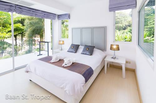 Imagen de la habitación del Hotel Baan St Tropez. Foto 3
