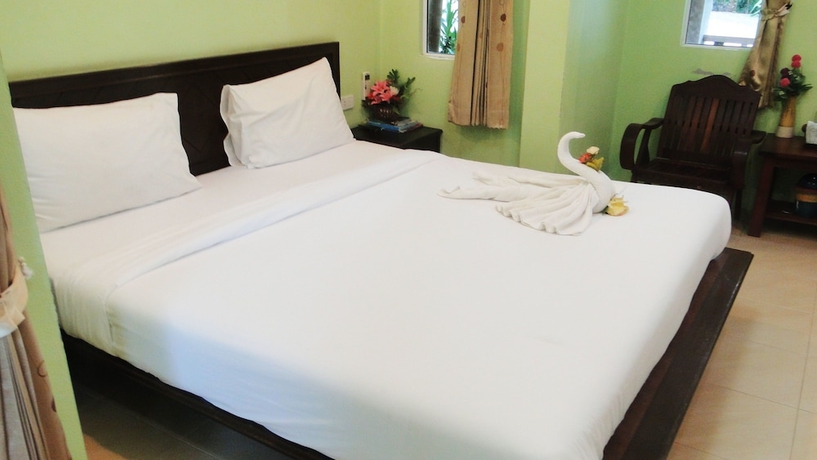 Imagen de la habitación del Hotel Baan Suan Chong Khao Resort. Foto 14