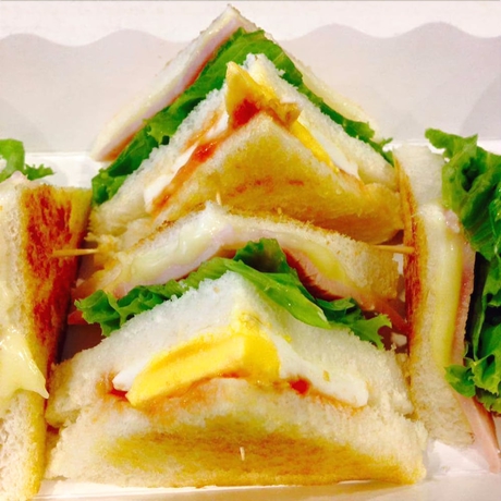 Imagen del bar/restaurante del Hotel Baan Suan Chong Khao Resort. Foto 6