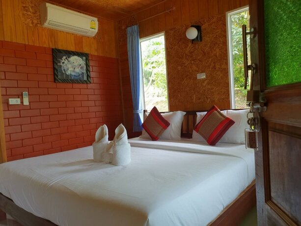 Imagen general del Hotel Baan Suan Hill Resort. Foto 10