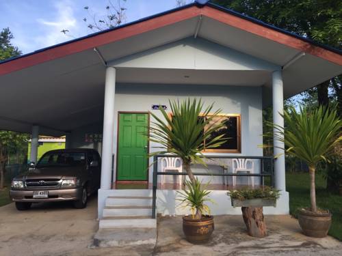 Imagen de la habitación del Hotel Baan Suan Nimmano Resort Suanphung. Foto 3