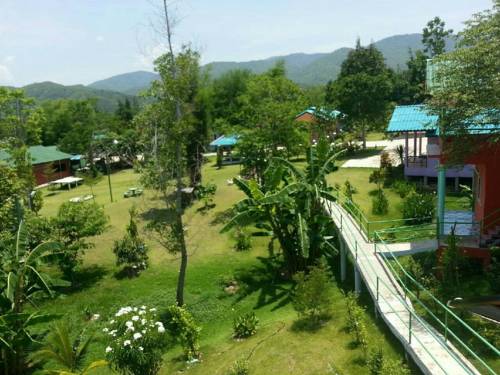 Imagen general del Hotel Baan Suan Nimmano Resort Suanphung. Foto 1