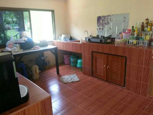 Imagen de la habitación del Hotel Baan Suan Nimmano Resort Suanphung. Foto 8