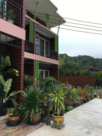 Imagen general del Hotel Baan Suan Punpaka Resort. Foto 18