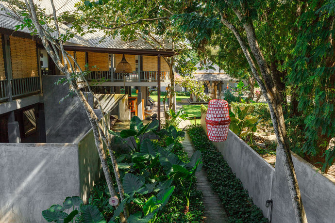 Imagen de los exteriores del Hotel Baan Suan Residence. Foto 12